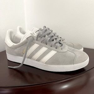 EUC Adidas Gazelle Women’s in Grey